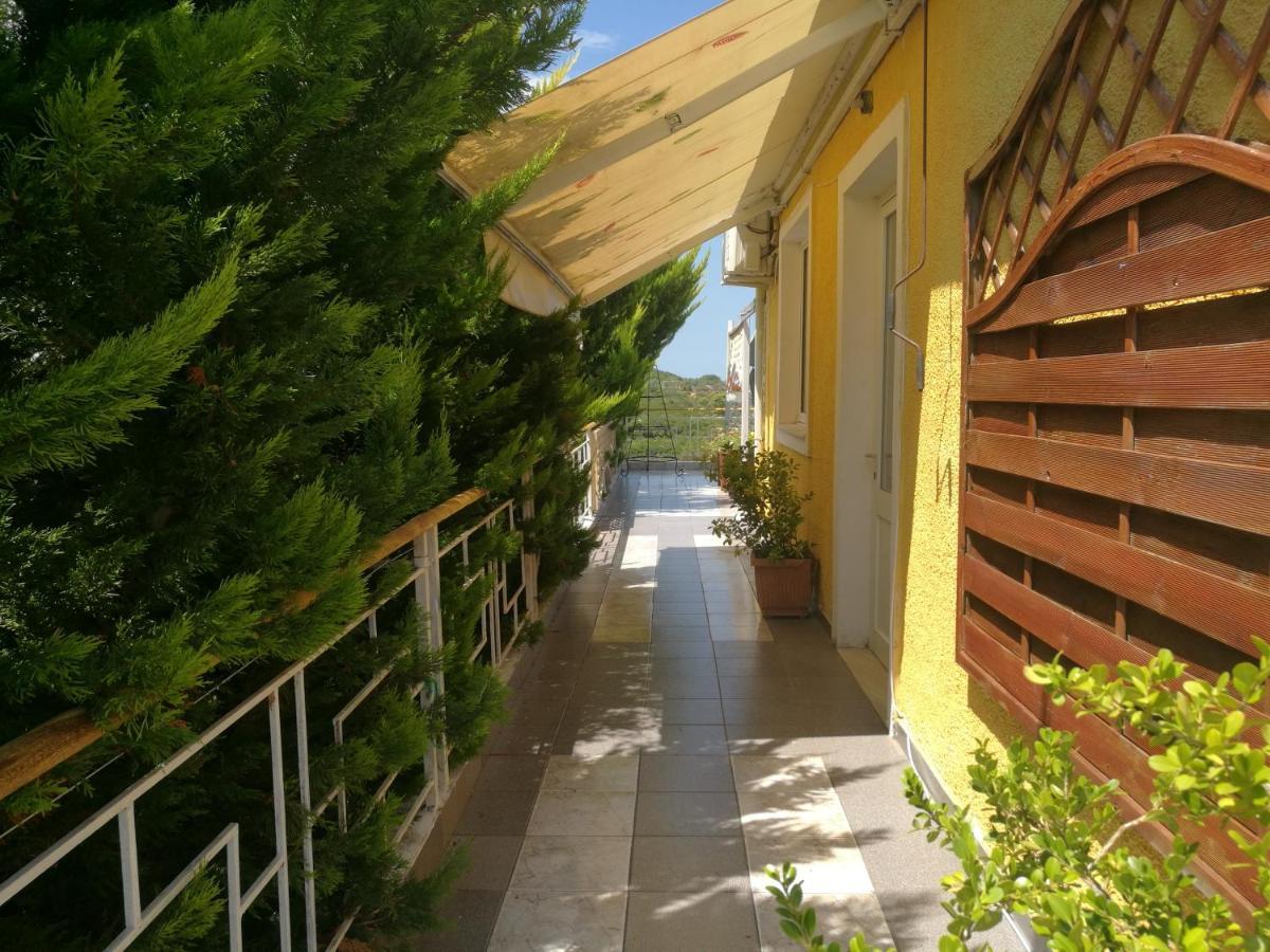 Arti Vila Ksamil Exterior photo